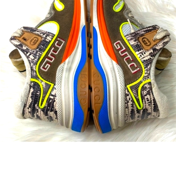 Gucci Sneakers - Picture 5 of 9